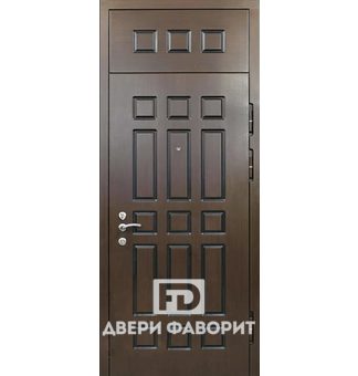 Дверь в квартиру с верхней вставкой и отделкой МДФ