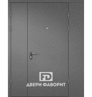 Недорогая двустворчатая дверь с боковой вставкой