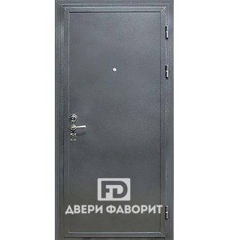 Дверь железная с отделкой цинкогрунт - МД-246