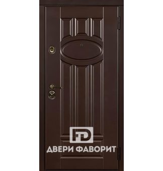 металлическая дверь с шумоизоляцией отделана коричневым виноритом